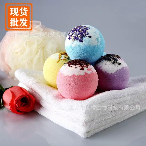 Солевые бомбочки с арома-маслами и лепестками цветов